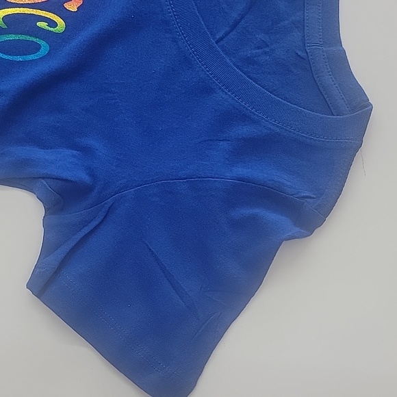 Shirt - Picture 2 of 3